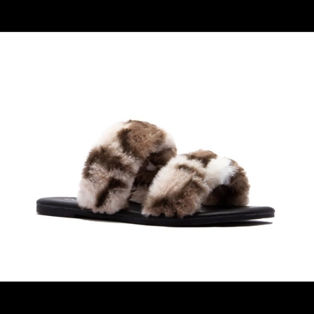 Leopard sandals